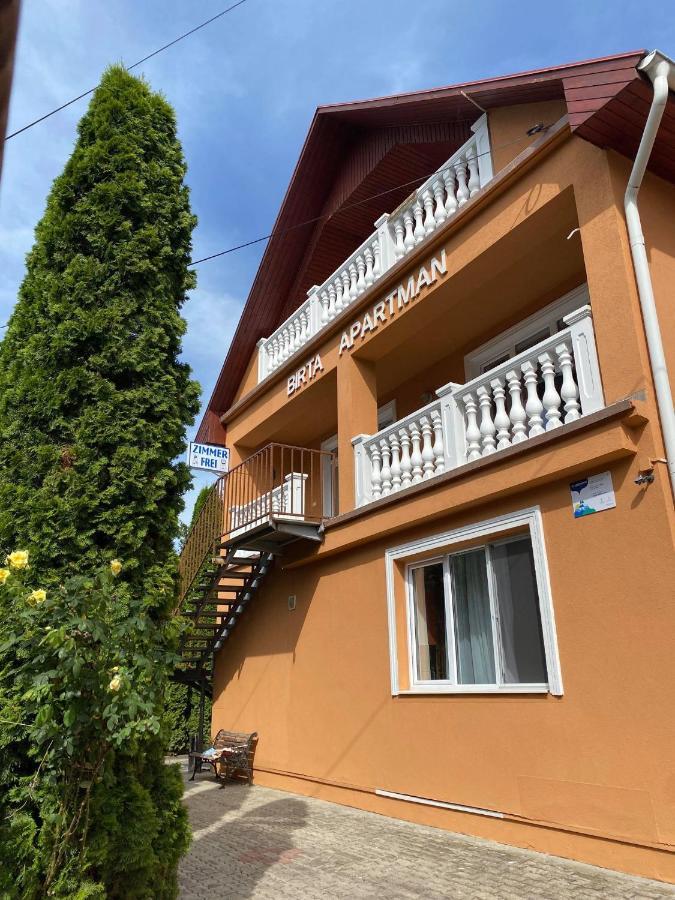 Birta Apartman Хайдусобосло Экстерьер фото